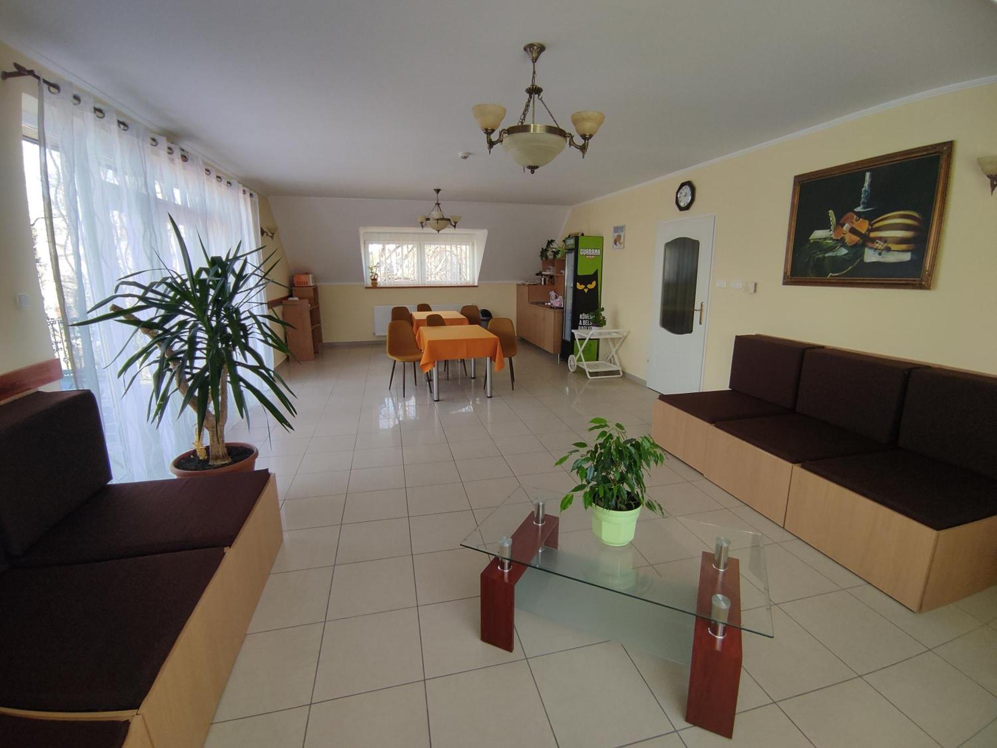 Invest Vendeghaz Bed & Breakfast Егер Екстериор снимка