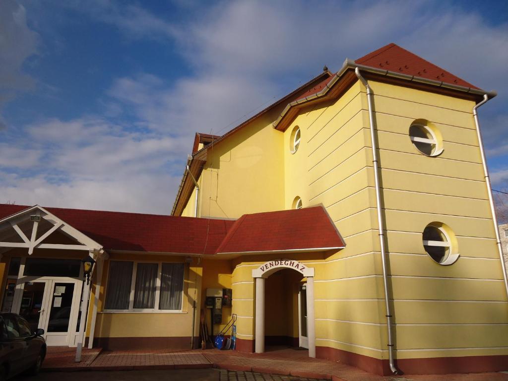 Invest Vendeghaz Bed & Breakfast Егер Екстериор снимка