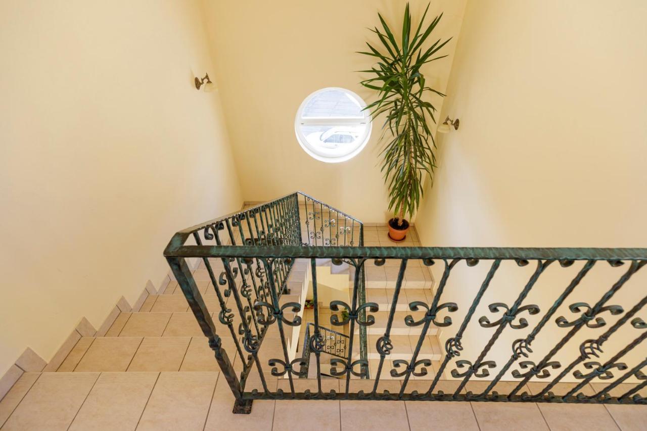 Invest Vendeghaz Bed & Breakfast Егер Екстериор снимка